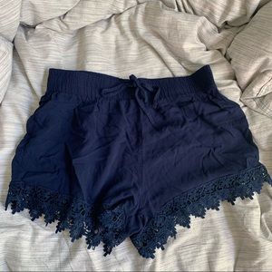Ruffle shorts